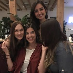 Meet your Posher, Jaclyn